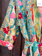 Charger l&#39;image dans la galerie, Kimono kantha vintage brodé #20
